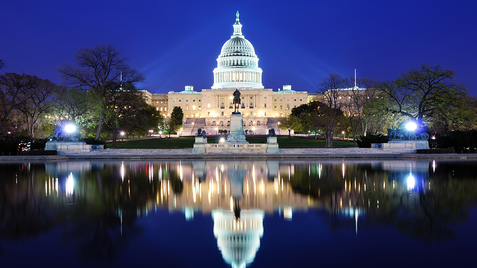 PM’s Resignation: Expert Assessments in Washington DC