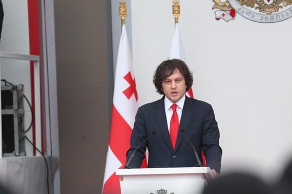 ირაკლი კობახიძე: უკრაინას ამართლებს ომი ყველაფერში, მედიაც შეუძლიათ დახურონ, პოლიტიკოსებიც დაიჭირონ, პარტიებიც აკრძალონ